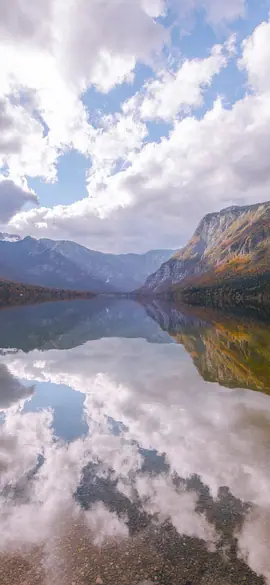 Mountain lake as a rock pigeon sees the colours