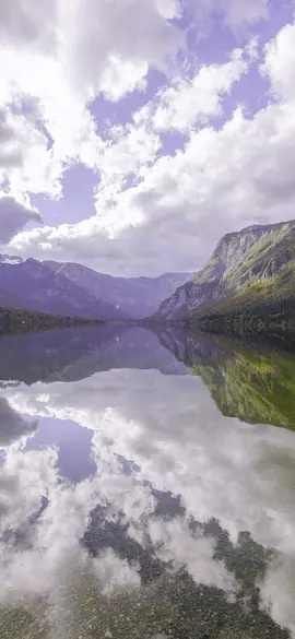 Mountain lake as a western honey bee sees the colours